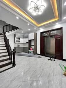 Chính chủ cần bán - Nhà đẹp lô góc thông thoáng, xe ba gác đỗ cửa, 50m ra phố lớn. DT 31m2, 5 tầng, Giá 6.9ty